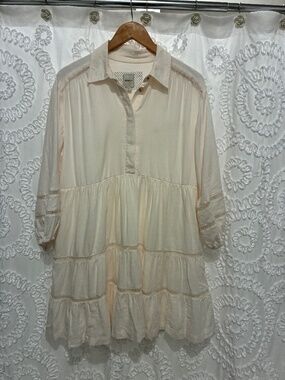Anthropologie cream colored baby doll style dress size small